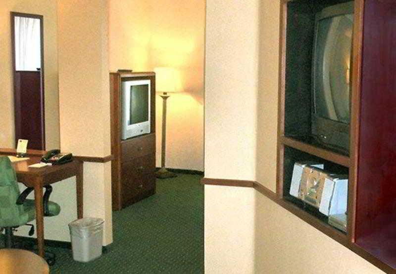 Fairfield Inn & Suites Denton Eksteriør billede